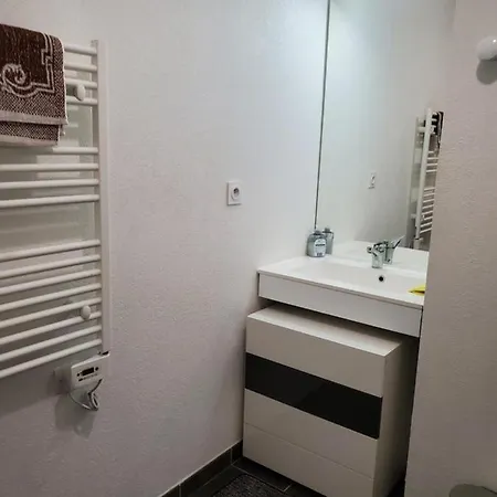 Gk2night, Avec Parking Sous Sol Gratuit * Marseille