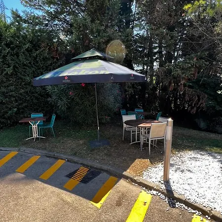 Hotel Ibis Budget Est Porte D'aubagne 2*
