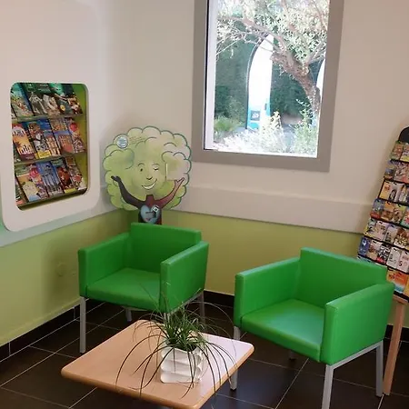 Ibis Budget Est Porte D'aubagne Marselha