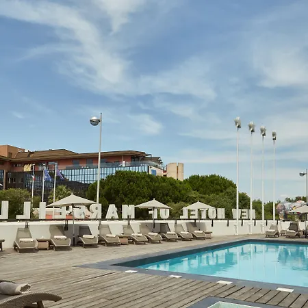 Hotel New Of - Vieux Port 4*