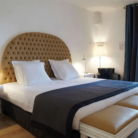 Mercure Centre Bompard La Corniche 4*