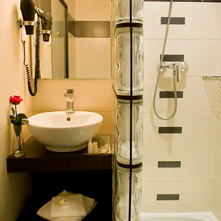 Carre Vieux Port 3* Μασσαλία