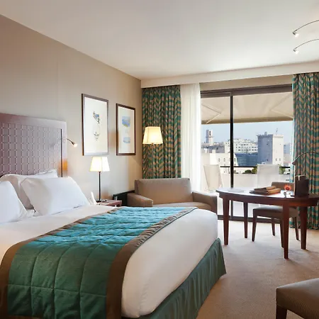 Sofitel Vieux-port 5*