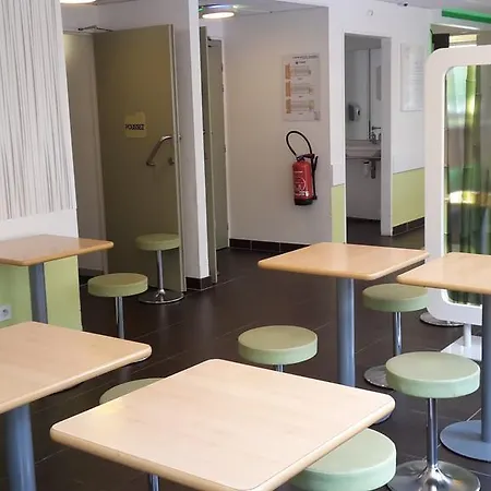 Ibis Budget Est Porte D'aubagne Marseille