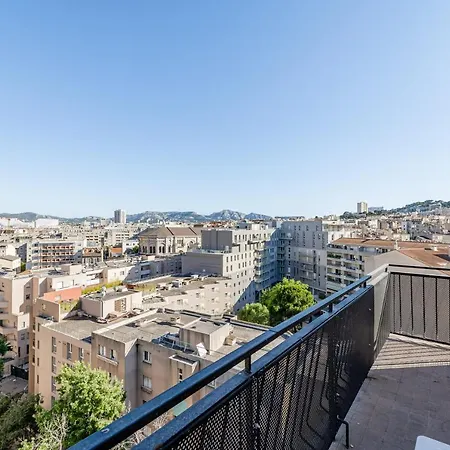 Marseille: Superbe Vue Sur Notre-dame De La Garde *