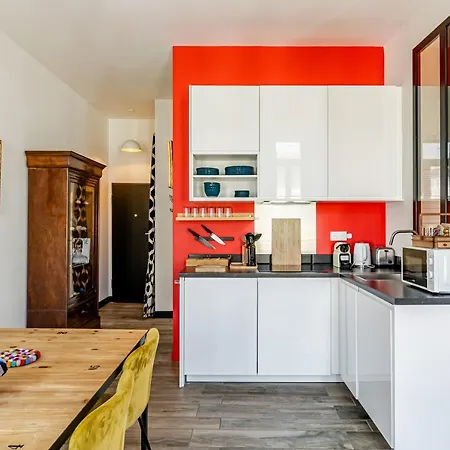 T2 Chic, Vue Vieux-port Et Notre Dame, Atypique, Calme, Clim, 48m2, Acces Autonome Avec Code Apartment *