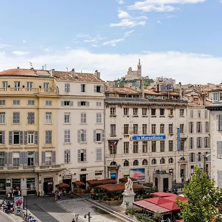 T2 Chic, Vue Vieux-port Et Notre Dame, Atypique, Calme, Clim, 48m2, Acces Autonome Avec Code Apartment *