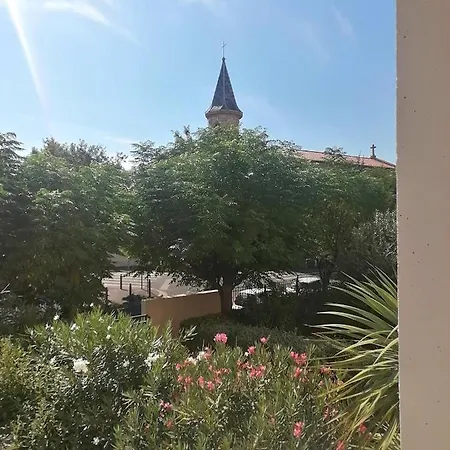 Apartment : Joli T2 Et Collines + Terrasse Marseille