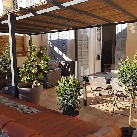 Superbe 2 Pieces Avec Grande Terrasse, Classe *** Apartment *