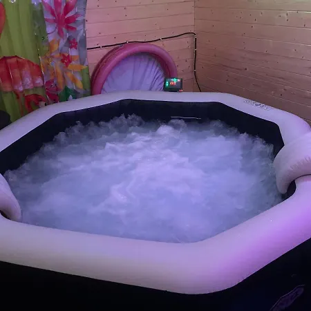Homestay Agreable Avec Jacuzzi *