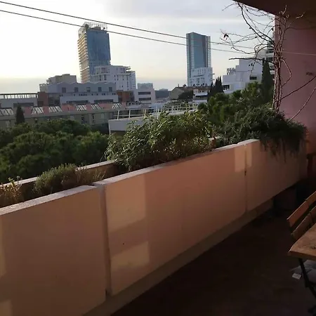 Apartment Flc - 3 Bedrooms -max 10 Guests - Gare St Charles 1,5km Hyper Center