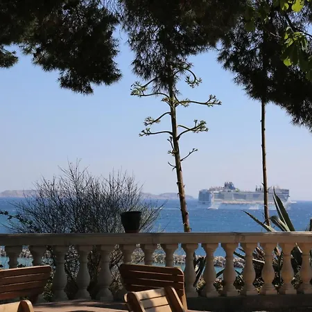 La Bastide Bleue *