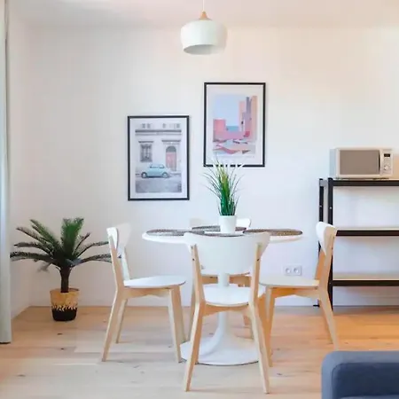 Appartement T2 ** Place Aux Huiles ** Vieux Port *