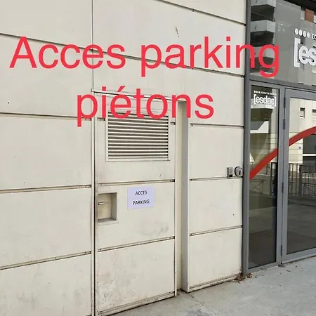 Cosy Joliette, Central, Climatise, 2 Chambres, Wifi, Garage 公寓 *