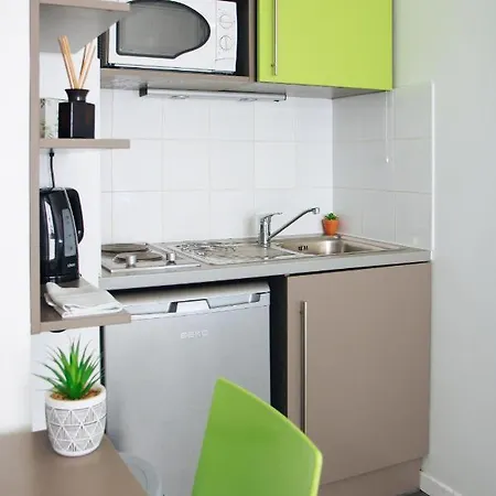 Aparthotel Twenty Business Flats Timone *