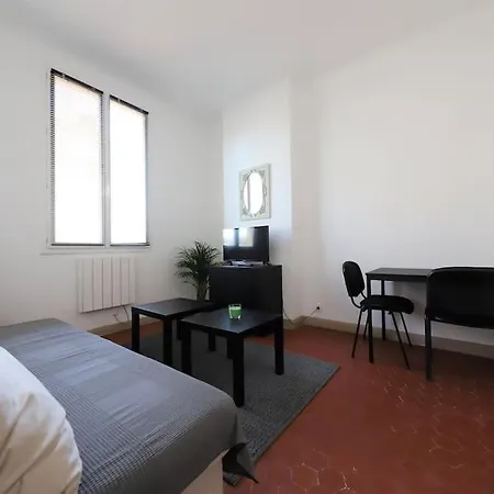 Studio Boulevard Schloesing Apartment *