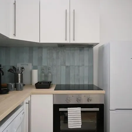 Apartment Magnifique T4, Des Catalans