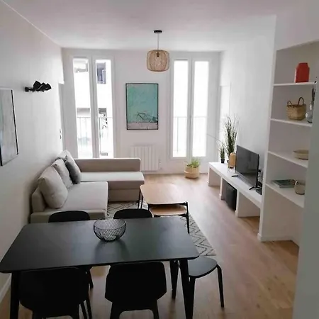 Magnifique T4, Des Catalans Apartment *