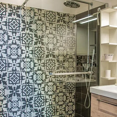 Grand 2 Avec Balcon Parc Longchamp Apartment