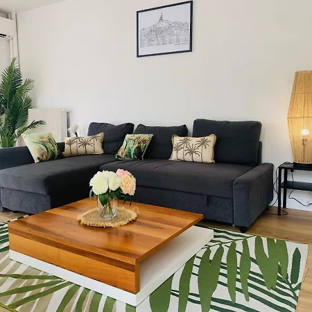 Wonderful Place Near Vieux Port 56m2 Apartment Marseille