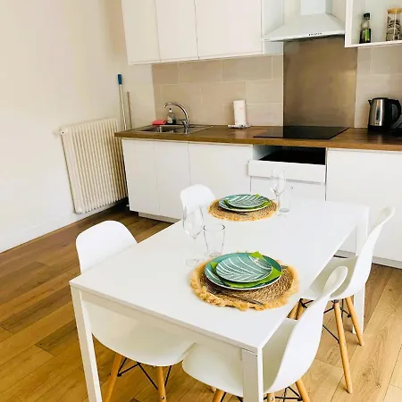 Wonderful Place Near Vieux Port 56m2 Apartment *