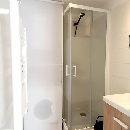 Petit Tres Calme Proche Du Centre Apartment Marseille