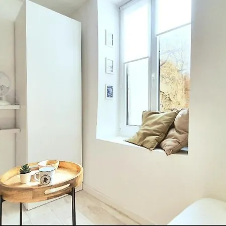 Petit Tres Calme Proche Du Centre Apartment