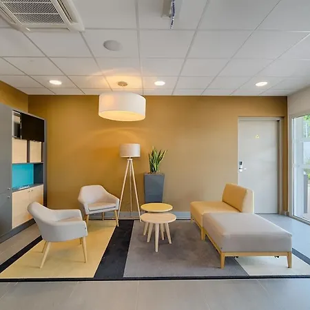 Hotel La Valentine Saint Menet 5*