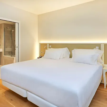 Nh Collection Hotel 4*