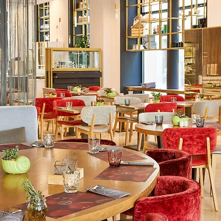 Nh Collection Hotel 4*