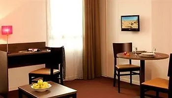 Aparthotel Adagio Access Saint Charles 3*
