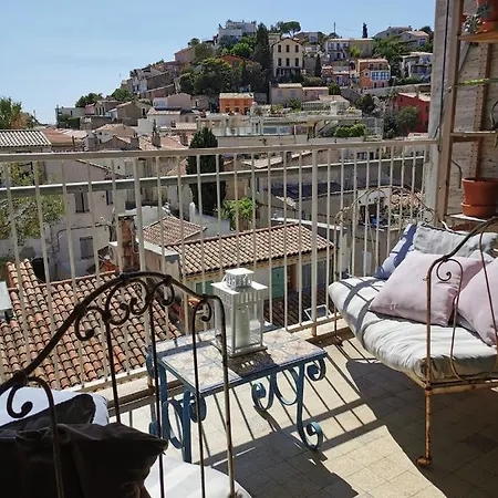 Wonderful View Basilique Notre Dame 2 Exteriors & Private Parking Apartment Marseille
