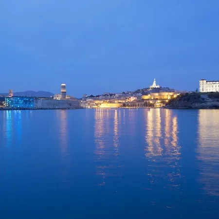 Du Sud Vieux Port Szálloda