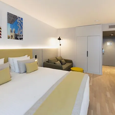Crowne Plaza - Le Dome 4* マルセイユ
