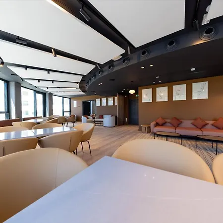 Crowne Plaza - Le Dome 酒店