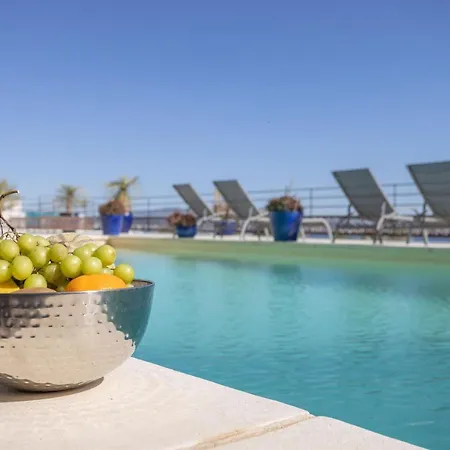 Guest house Les 1 Vue Piscine *