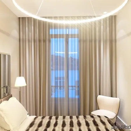 Hotel Le Cesar 3*