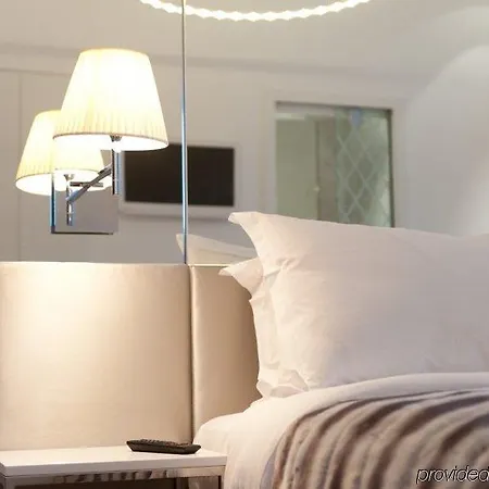 Hotel Le Cesar