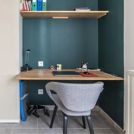 Appartement Elegant T3 Au Panier Vieux Port Avec Terrasse Privee Et Parking