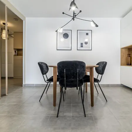 Elegant T3 Au Panier Vieux Port Avec Terrasse Privee Et Parking Appartement Marseille