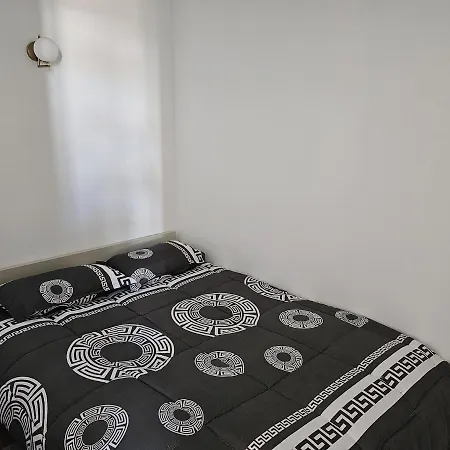 Massilia New'z 02 Apartment