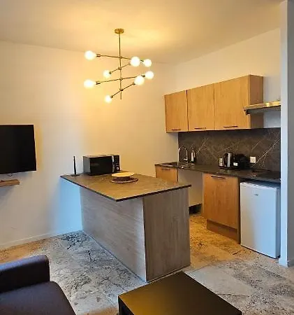 Apartment Massilia New'z 02 Marseille