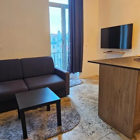 Apartment Massilia New'z 02 Marseille