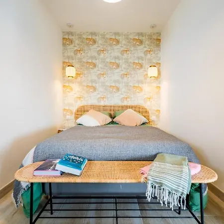 Apartment La