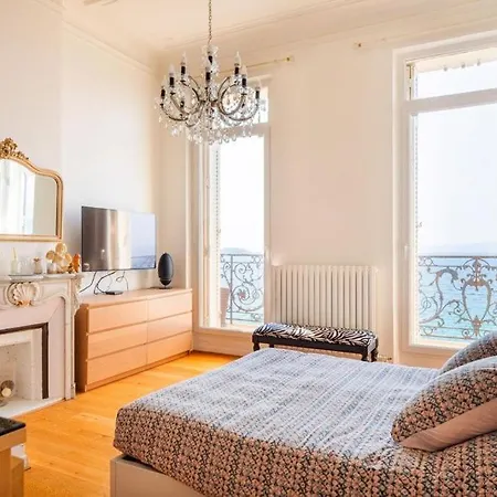 Appartement Sur La Corniche Kennedy Face A La *