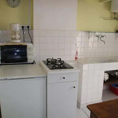 D'une Avec Terrasse Et Wifi A *