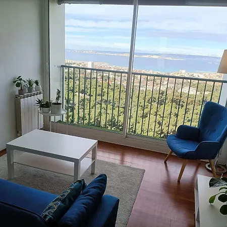 **** Roy D Espagne, Up To 7 People, View In Safe **** * Marseille