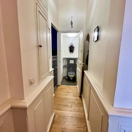 Appartement Sur La Corniche Kennedy Face A La *