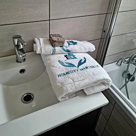 T1 Prado Chanot Apartment