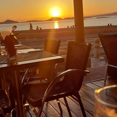 Appartement A 2 Pas De La Marseilles
